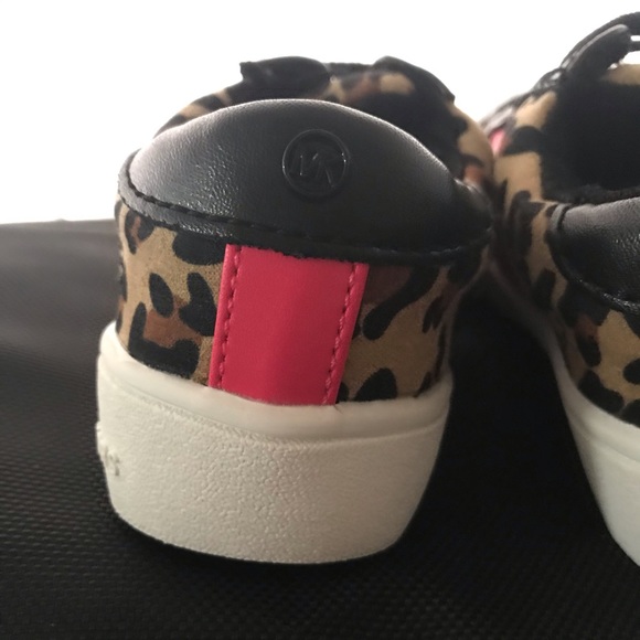 Michael Kors Leopard print shoes - Picture 4 of 9